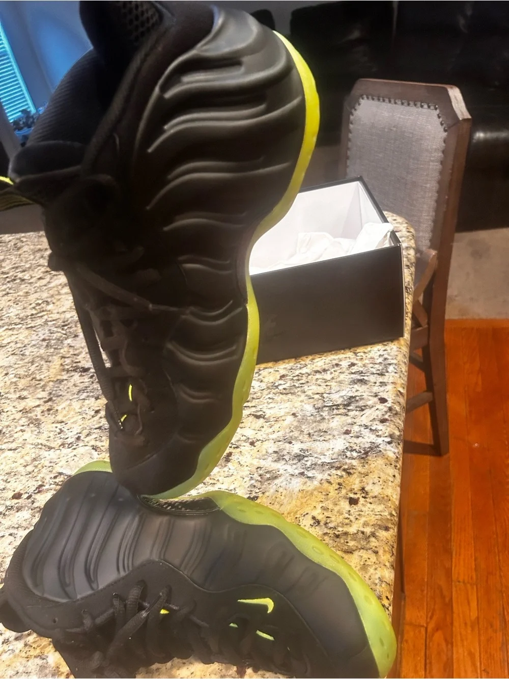 AIR FOAMPOSITE ONE Nike Men’s  Black with Neon Green Accent Athletic Sneakers